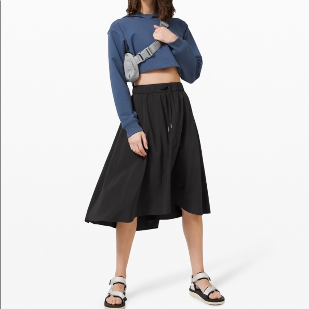 Lululemon Time to Flounce Skirt - size 6